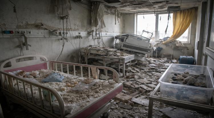 Russia Hits Ukraine Maternity Hospital, Killing 4