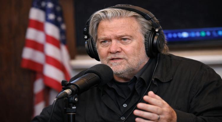 Steve Bannon Calls on Gulf Royal Families to Fight in Iran Conflict