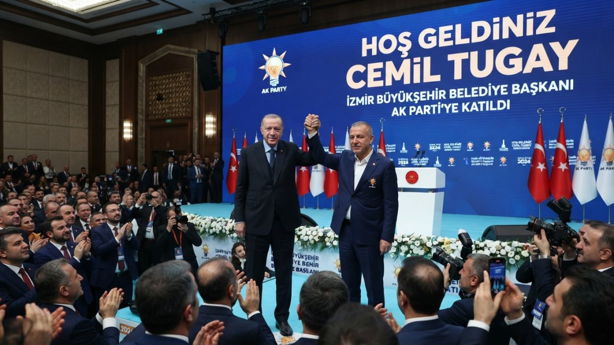 İzmir Mayor Cemil Tugay Joins Erdoğan’s AK Party