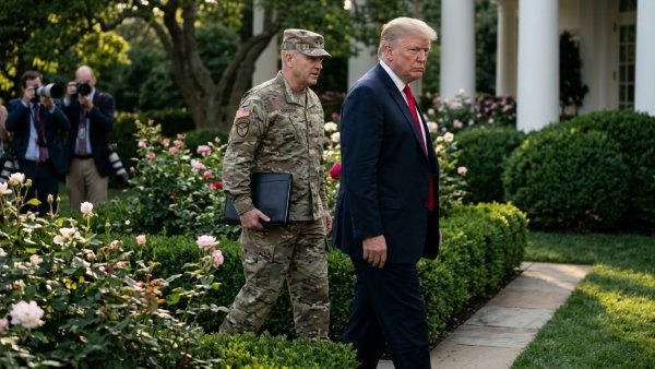 CENTCOM Has Iran Strike Options Ready, but Trump Has Not Approved Them