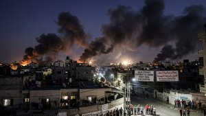 Israel Launches Gaza Strikes After Hamas Accepts Draft Deal Including Disarmament Plan