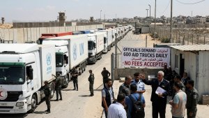 Gaza Officials Deny Fees on Aid Trucks, Demand 600 Entries Daily