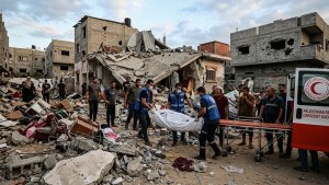 Seven Palestinians Killed in Israeli Attacks Across Gaza in 24 Hours